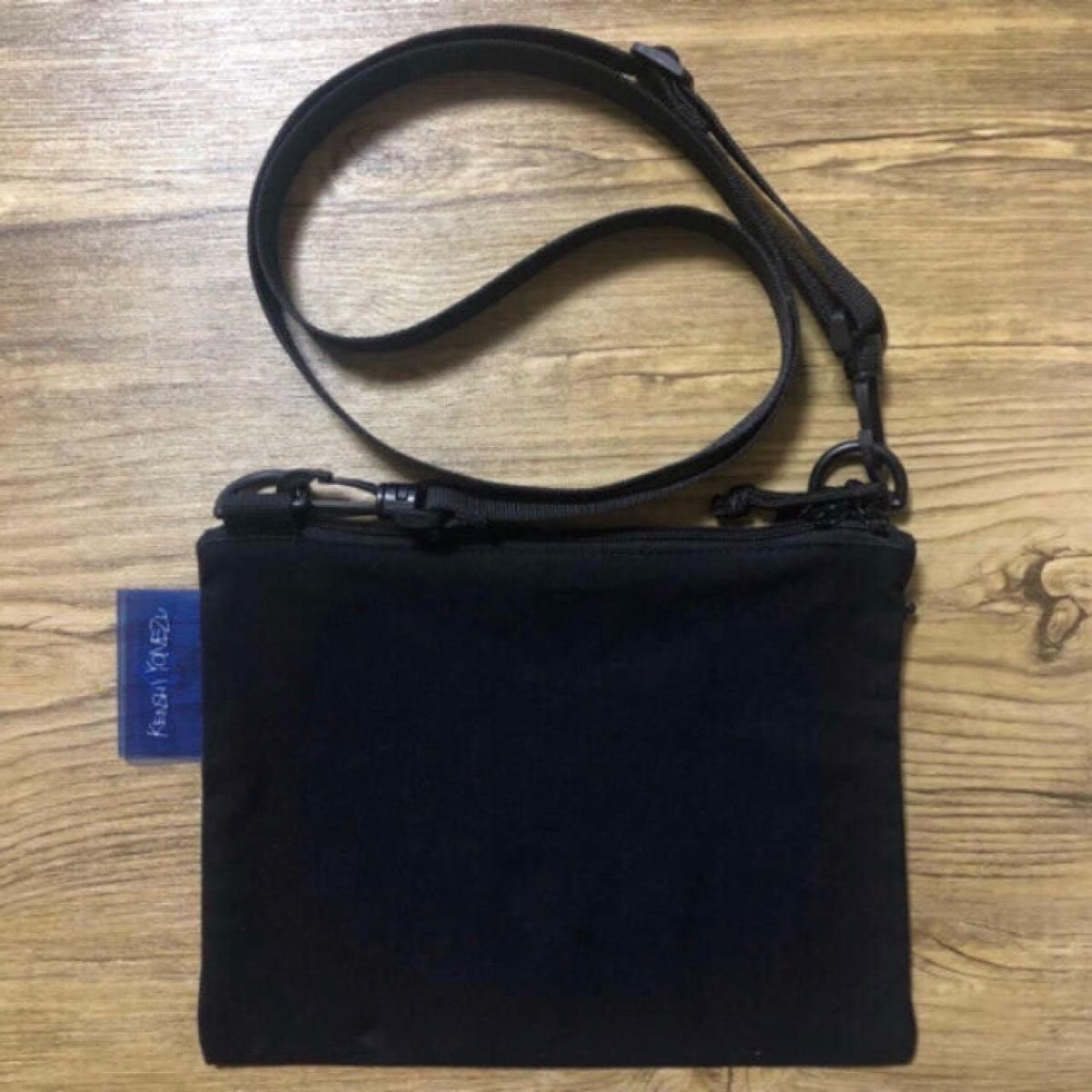 Amazon.co.jp: 1米津玄師 RESCUE サコッシュ : Toys & Games